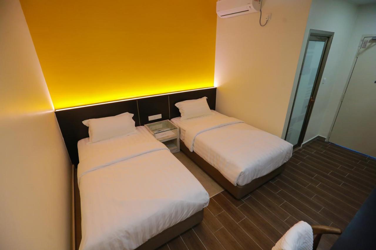 Pantai Regal Boutique Hotel Kuantan Exterior photo